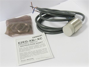 E2EG-X18MC2-M1 közelítés kapcsoló 12-24V DC