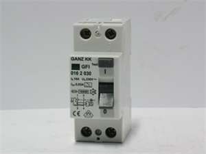 GFI 016,2,030  Áram-védőkapcs,