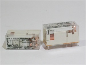 RCL424048 Dugaszolható relé 48V DC 2 váltó